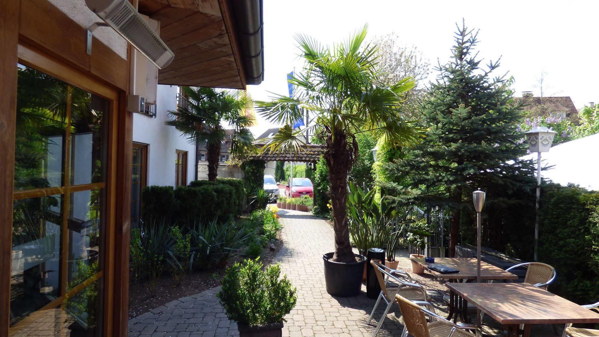 Hotel Blume Friburgo de Brisgovia Exterior foto